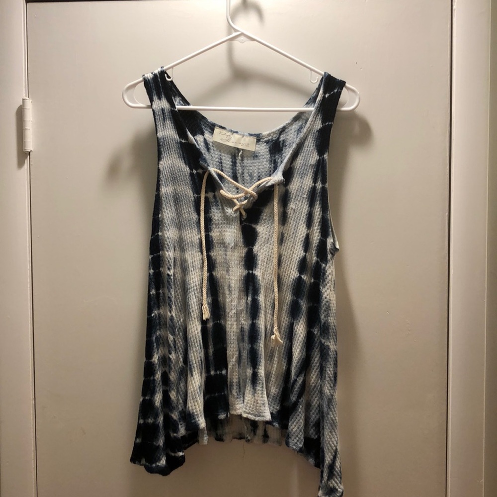 Blue tie dye top